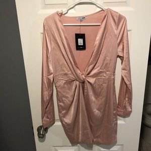 Short pink skit dress
